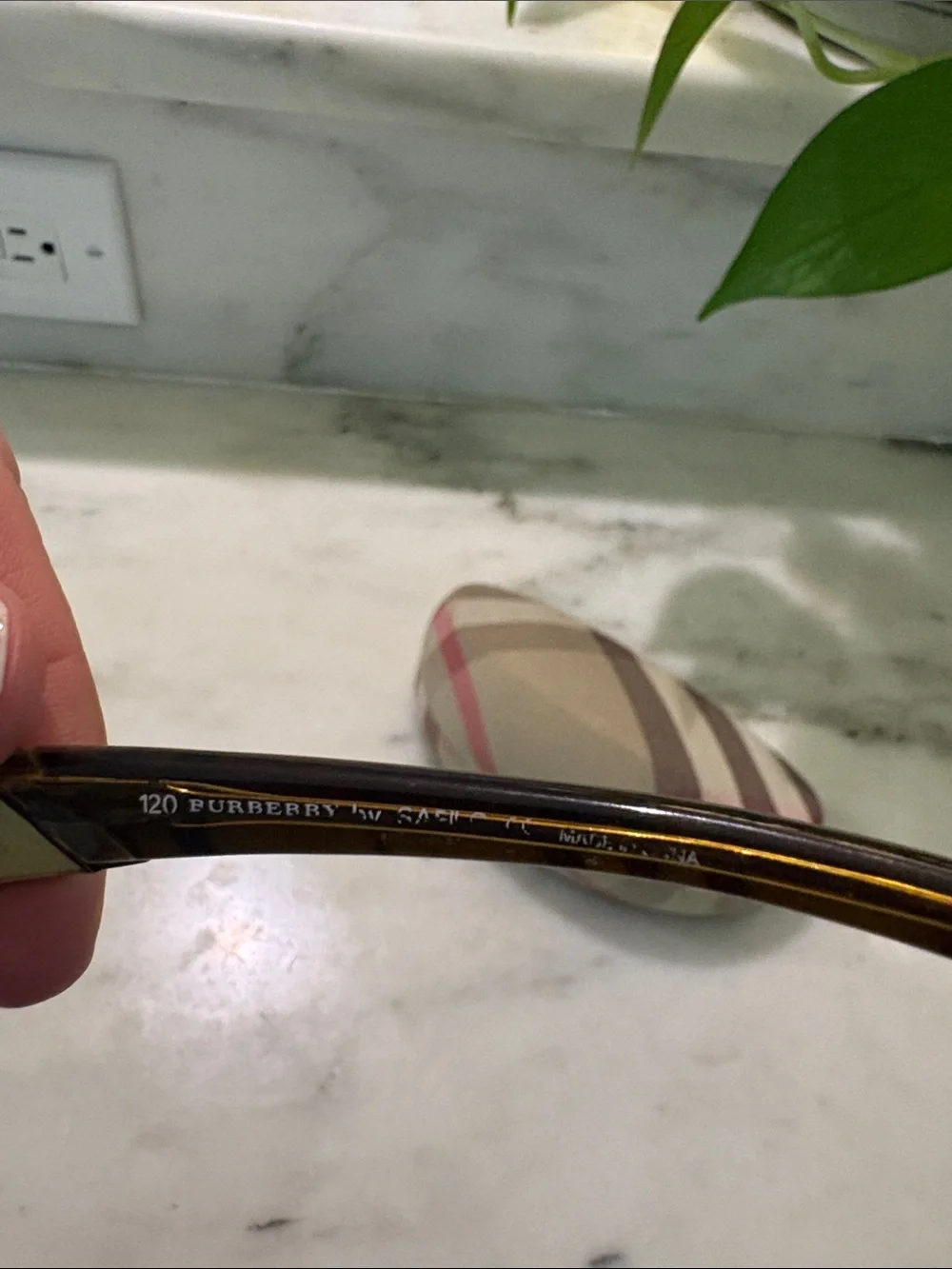 Burberry Women's Tortoiseshell Sunglasses with Brown Lenses